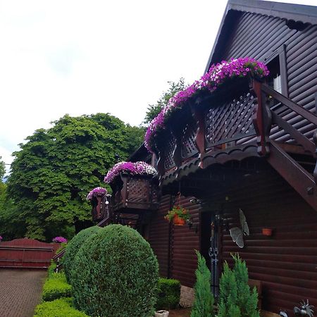 Apartman Smrcek โนเว เมียสโต โปดสเมอร์เกม ภายนอก รูปภาพ